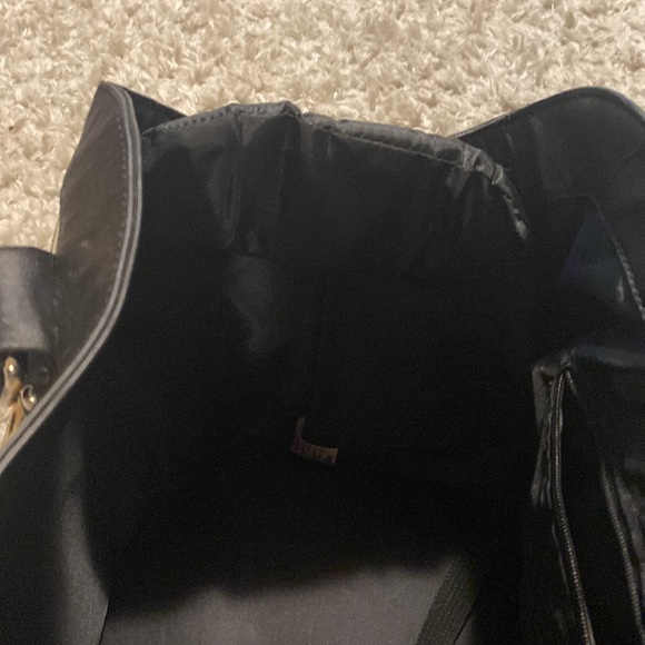 Dog carrier. - Picture 5 of 9